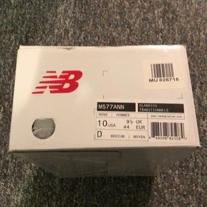 New balance m577